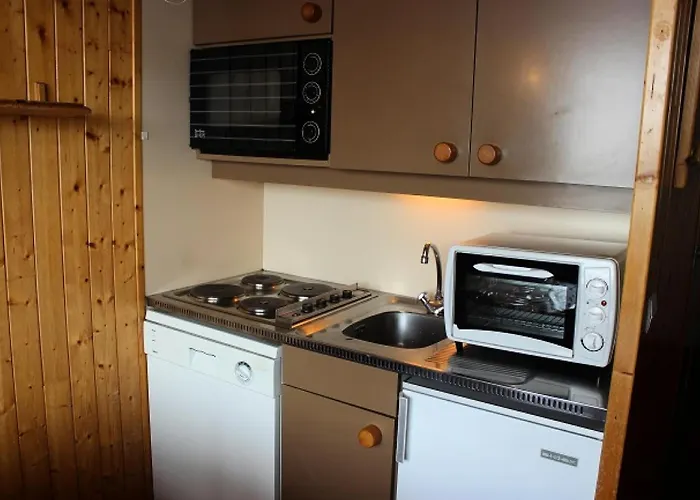 Orciere - Vue Exceptionnelle Pour Ce 2 Pieces Pour 4 Personnes Mae-7661 *